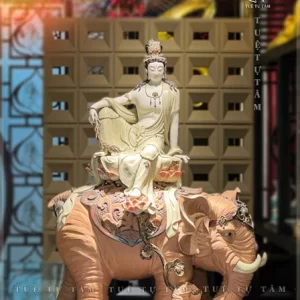 Tượng Quan Âm Cưỡi Voi Trắng