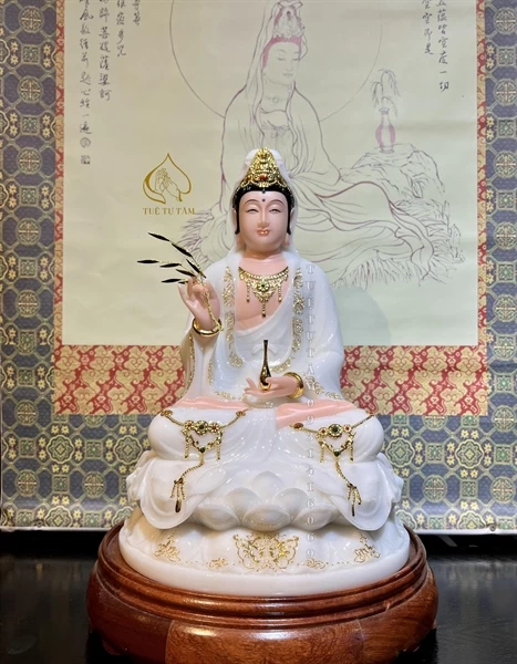 Bức tượng Quan Âm cao cấp