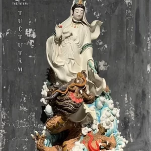 Tượng Quan Âm Phật Sơn Nam Hải