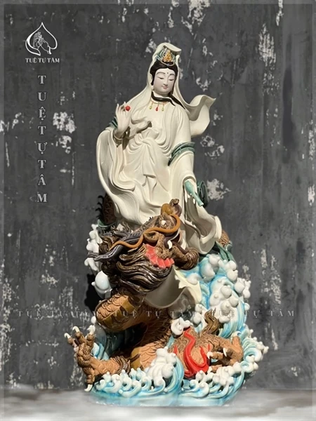 Tượng Quan Âm Phật Sơn Nam Hải