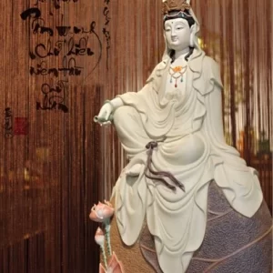 Tượng Quan Âm đôn sen