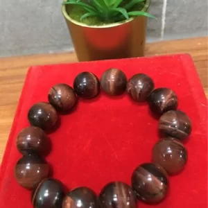 Vòng tay đá đỏ 14 hạt