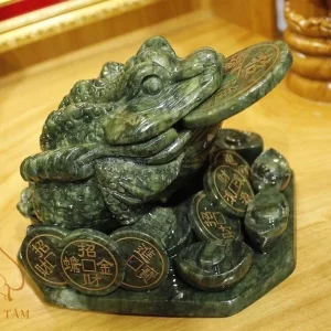 Cóc ngậm tiền đá núi lớn