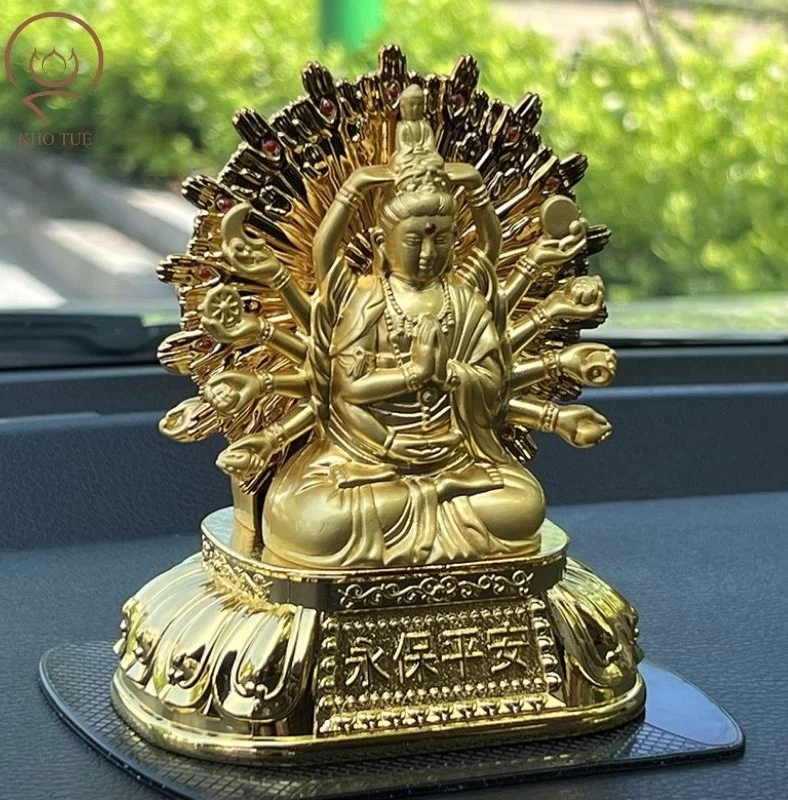 Phật bà Quan Âm nghìn mắt nghìn tay bằng đồng treo trên xe ô tô