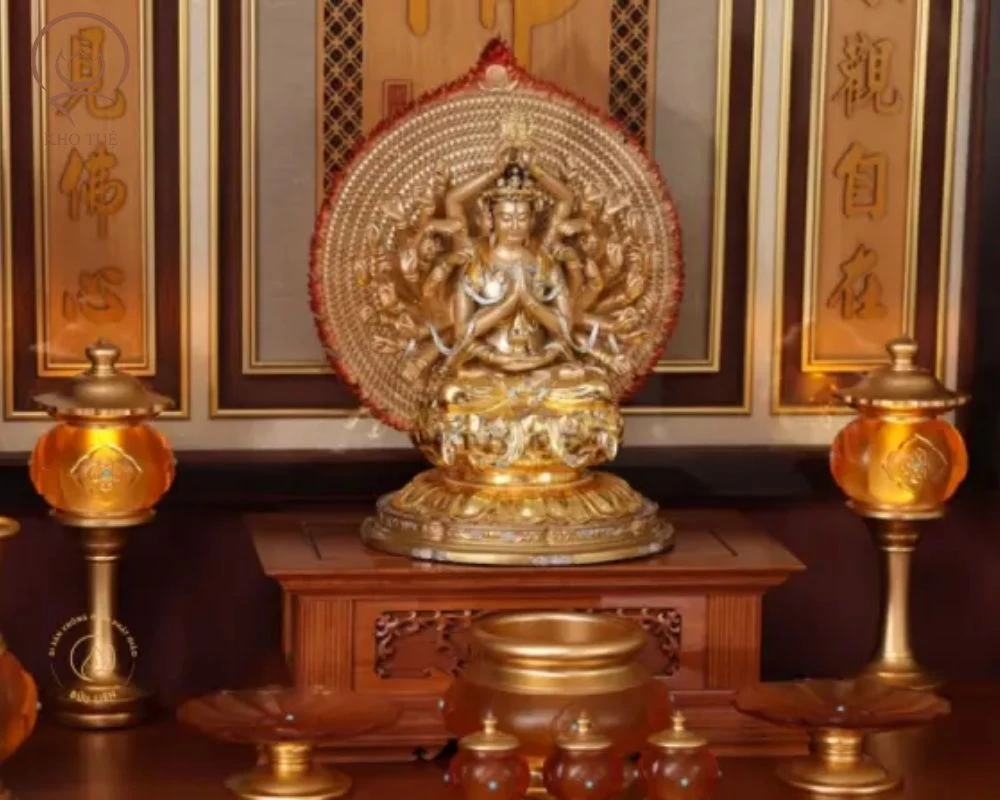 Thờ tượng bà Quan Âm nghìn mắt nghìn tay